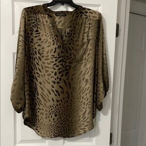 Women’s Animal Print Top